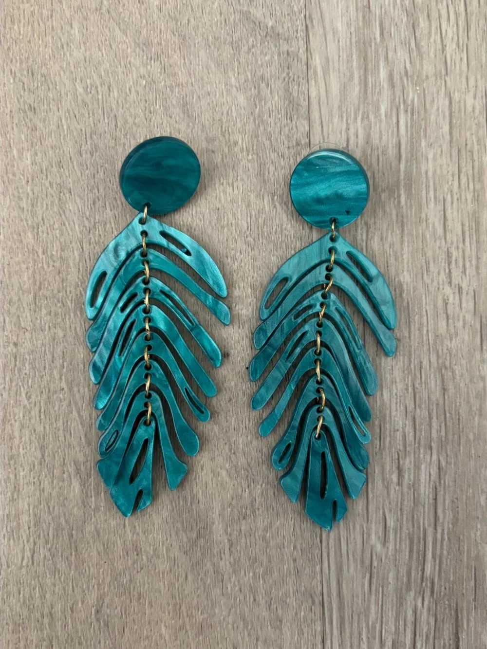 Turquoise Leaf Drop Earrings & Silver Multi-Stone Cuff Bracelet Set
